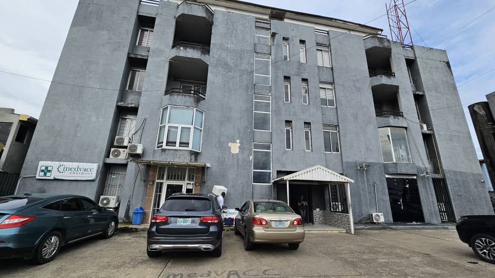 3bedroom office space for commercial use